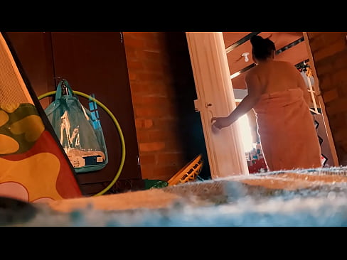 ❤️ El meu oncle em segueix a la dutxa, em fot mentre em ducho. ☑ Vídeo anal a nosaltres ﹏